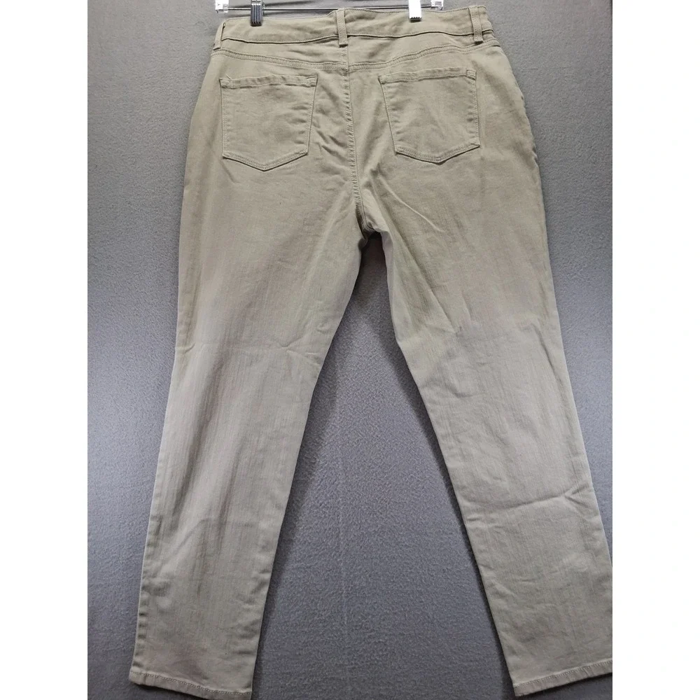 Bandolino Mandie Slim Crop Women‎ Light Green Straight Leg Size 12